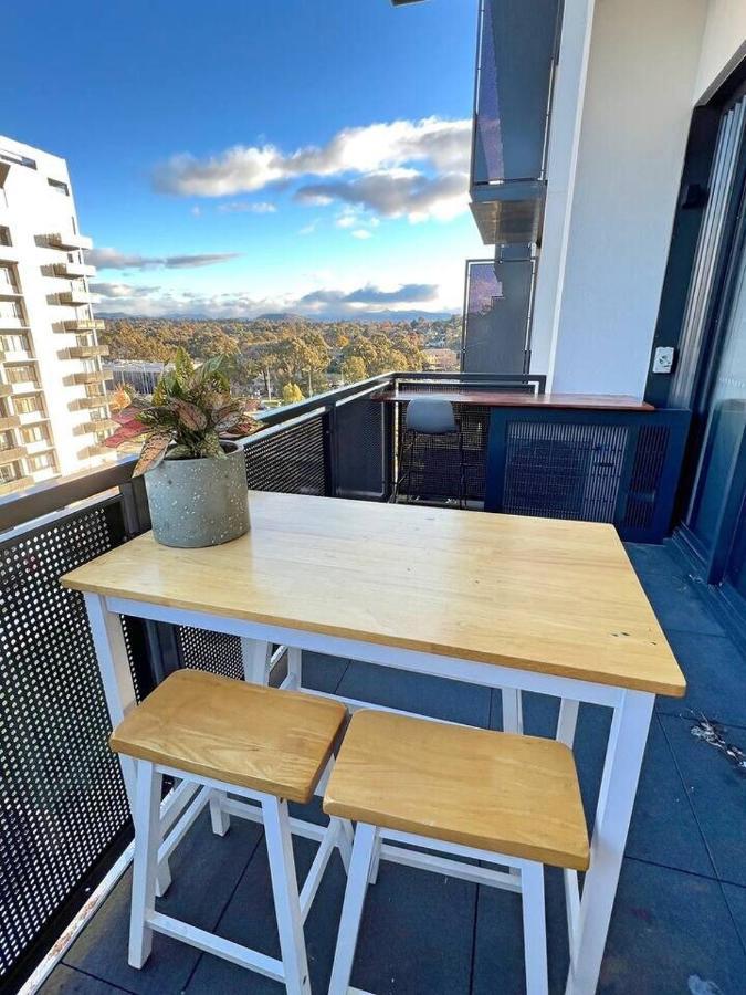 Industrial Yet Modern, 1Bd 1Bth Apt - Woden Phillip Bagian luar foto