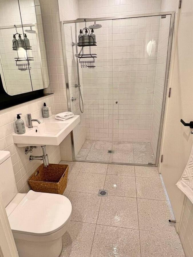 Industrial Yet Modern, 1Bd 1Bth Apt - Woden Phillip Bagian luar foto